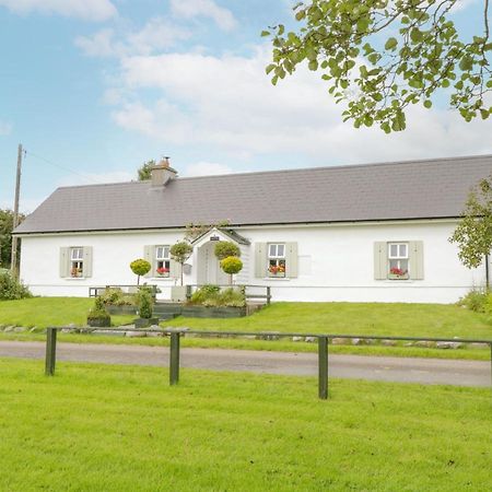 Lakeside Cottage Boyle Exterior photo